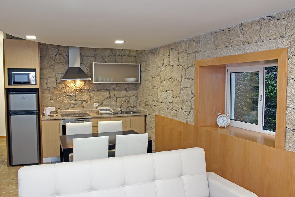 Geresiana Apartamentos Bagian luar foto